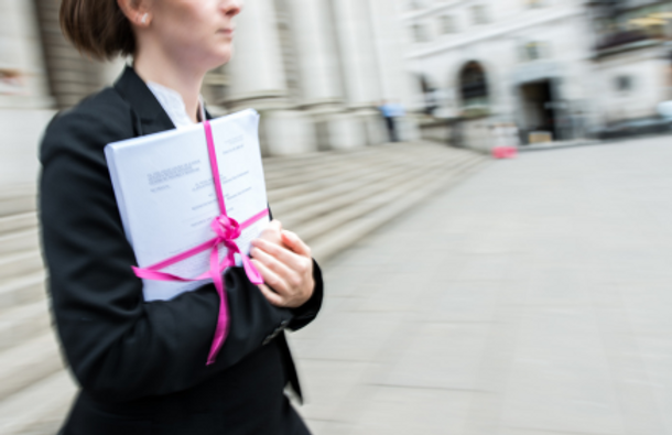 woman-barrister-outside.png